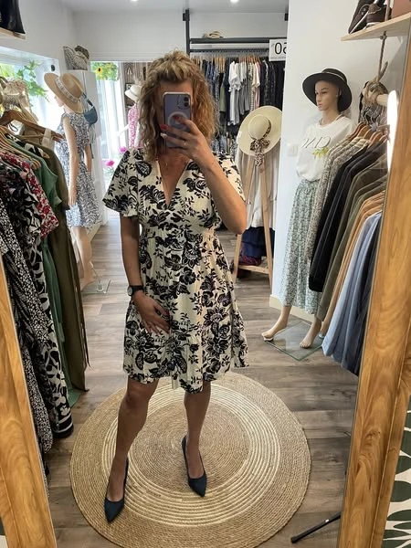 ROBE