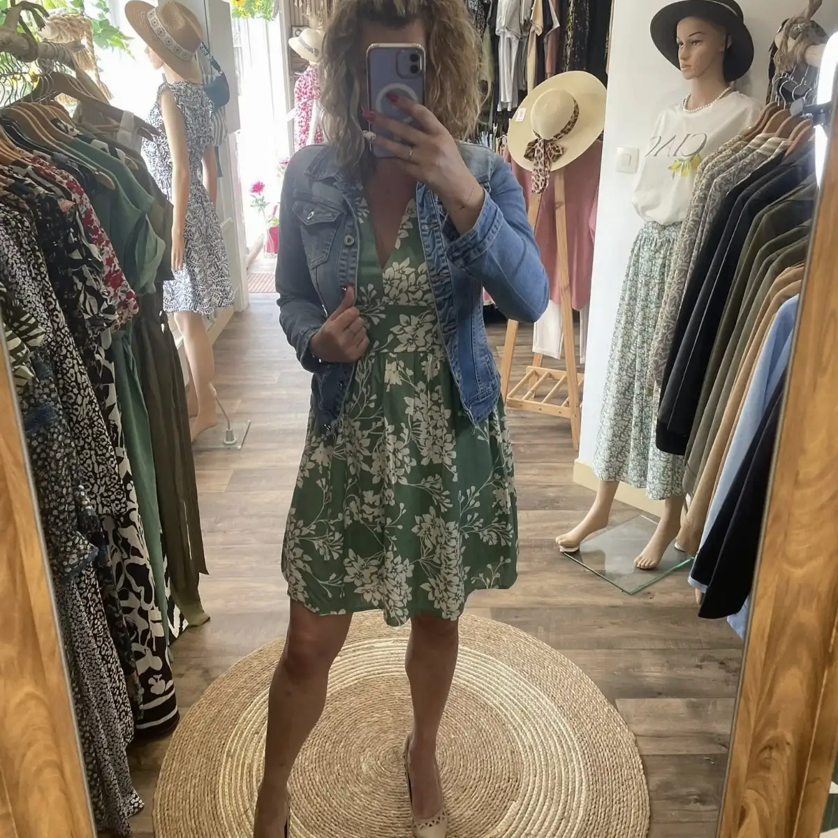 ROBE