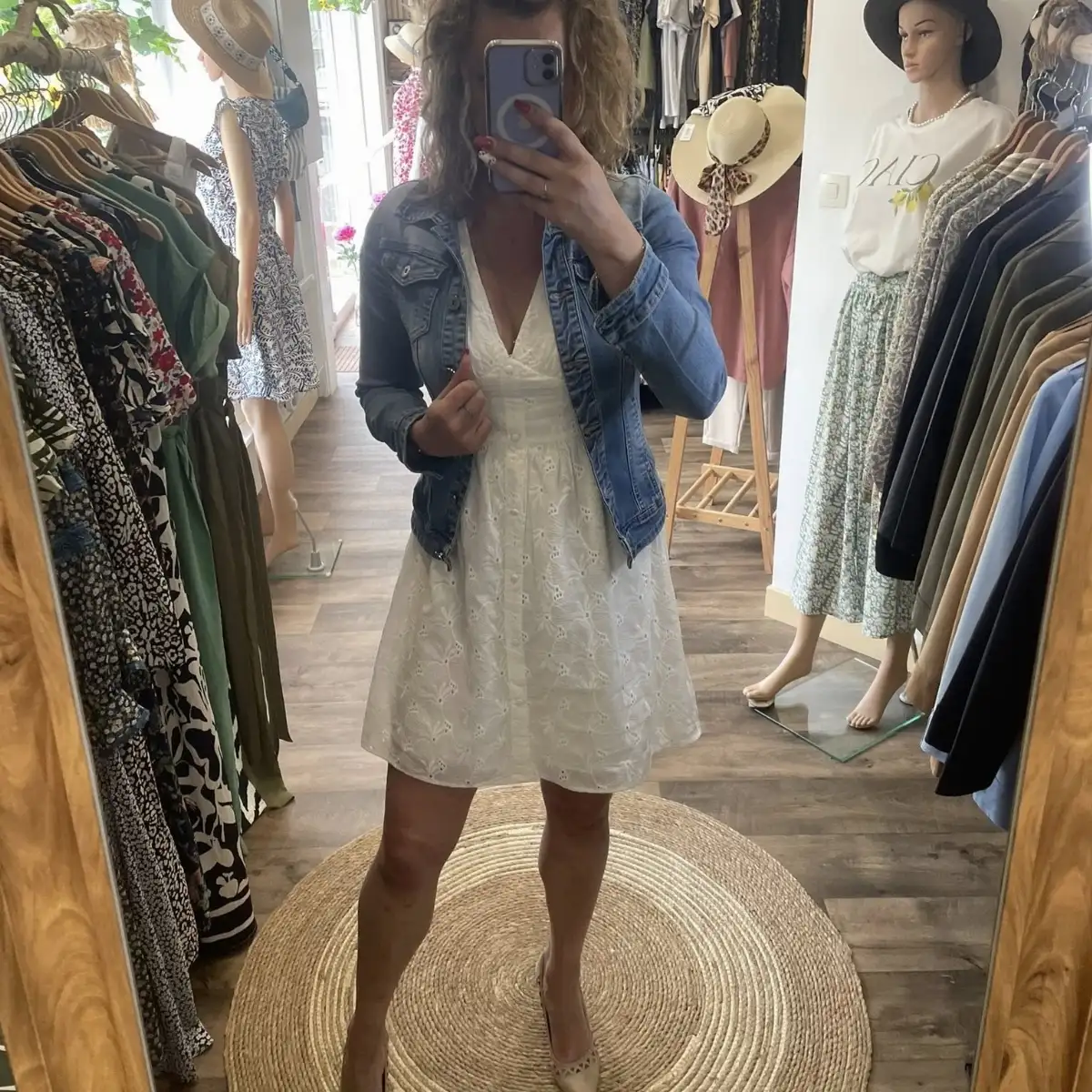 ROBE