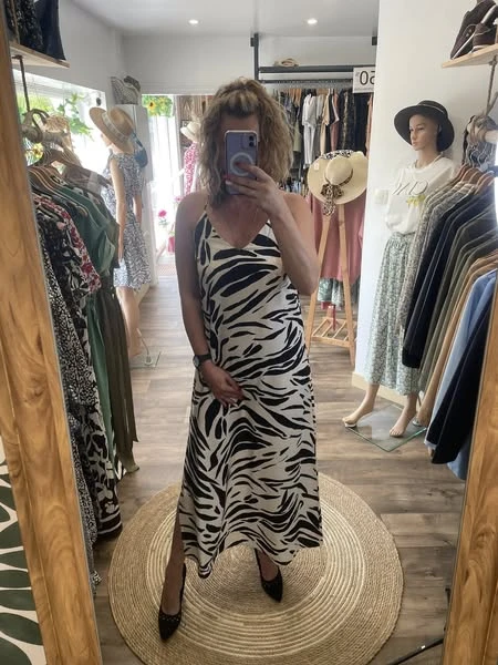 ROBE